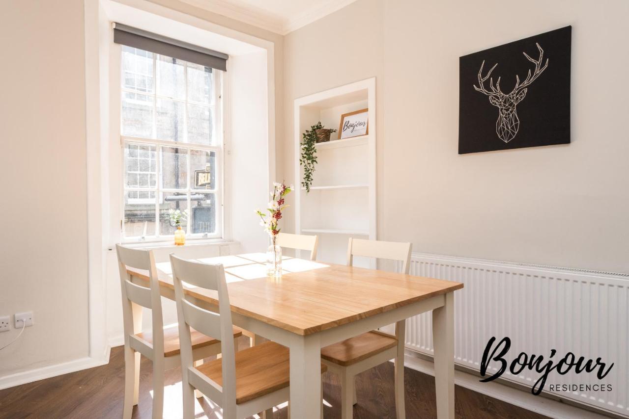 Bright New Town 2Br-1Ba, 1 Min To George St By Bonjour Residences เอดินบะระ ภายนอก รูปภาพ